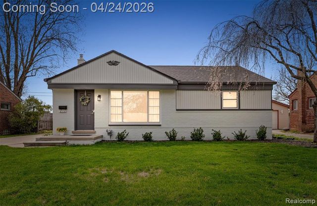 31681 Lamar Drive, Farmington, MI 48336