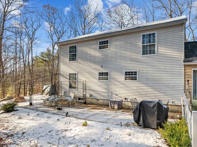 152 Parade Road, Meredith, NH 03253