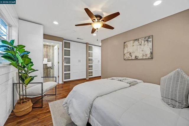 335 Lakeside Ct, Martinez, CA 94553