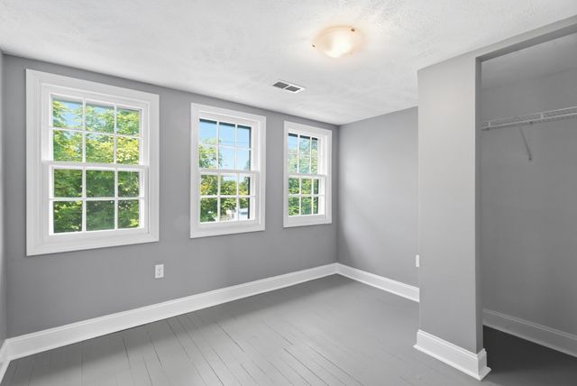 70 Yvonne Ave, Crossville, TN 38555