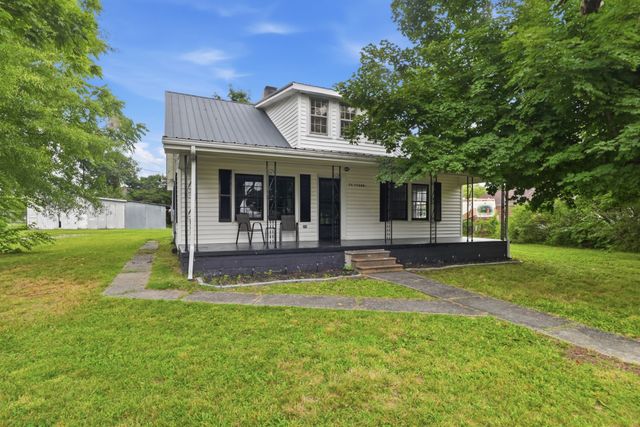 70 Yvonne Ave, Crossville, TN 38555
