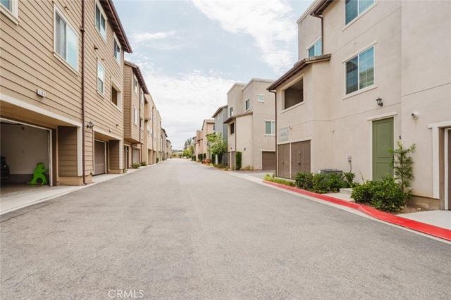 1018 Newberry Lane, Claremont, CA 91711