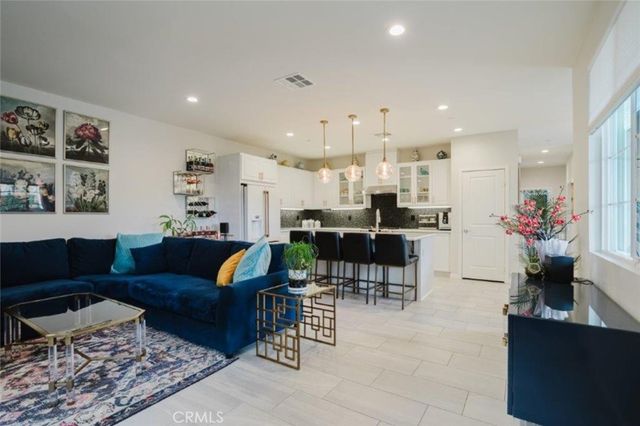 1018 Newberry Lane, Claremont, CA 91711