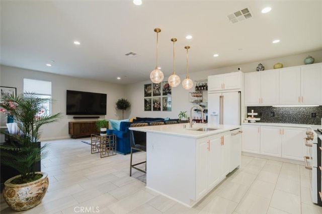1018 Newberry Lane, Claremont, CA 91711