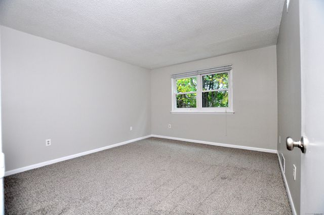 710 Twin Circle Drive 710, South Windsor, CT 06074