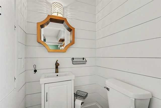 3588 W Brenda Lane, Kalamazoo, MI 49004