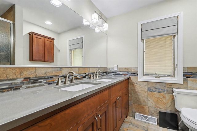 3588 W Brenda Lane, Kalamazoo, MI 49004