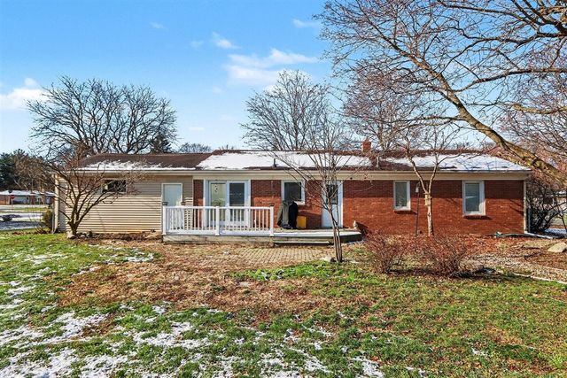 3588 W Brenda Lane, Kalamazoo, MI 49004