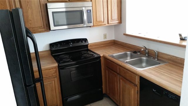 2307 Balsam Drive L102, Arlington, TX 76006