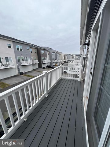 1550 ADAMSON WAY, Bowie, MD 20716