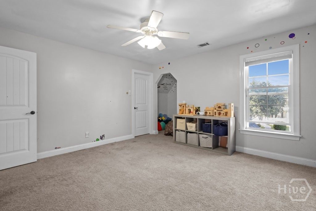 Image 28 of property listing at 20 Chaple Lane, Richmond Hill, GA 31324