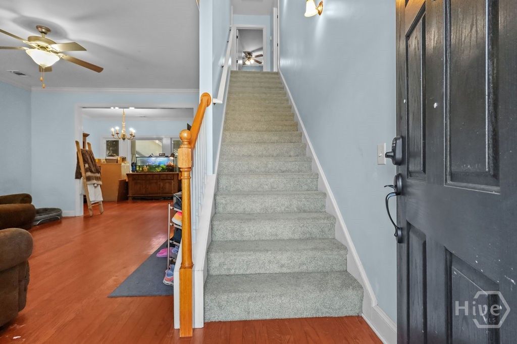 Image 8 of property listing at 20 Chaple Lane, Richmond Hill, GA 31324