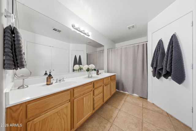 513 S ESMERALDA --, Mesa, AZ 85208