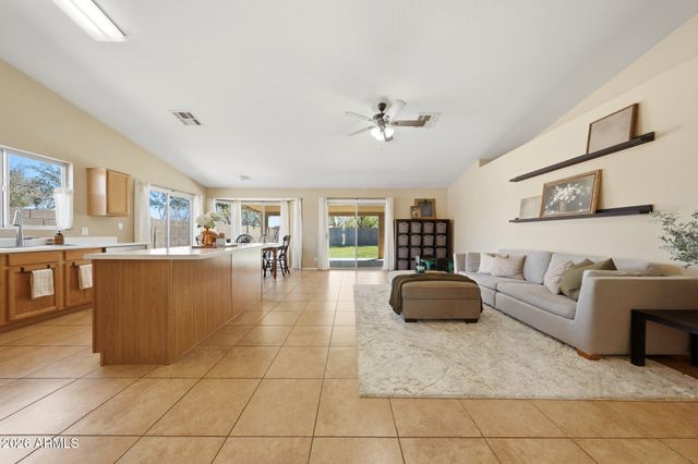 513 S ESMERALDA --, Mesa, AZ 85208