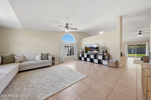 513 S ESMERALDA --, Mesa, AZ 85208