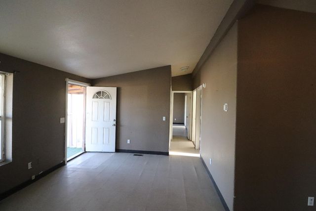 7337 W Mount Whitney Avenue, Riverdale, CA 93656