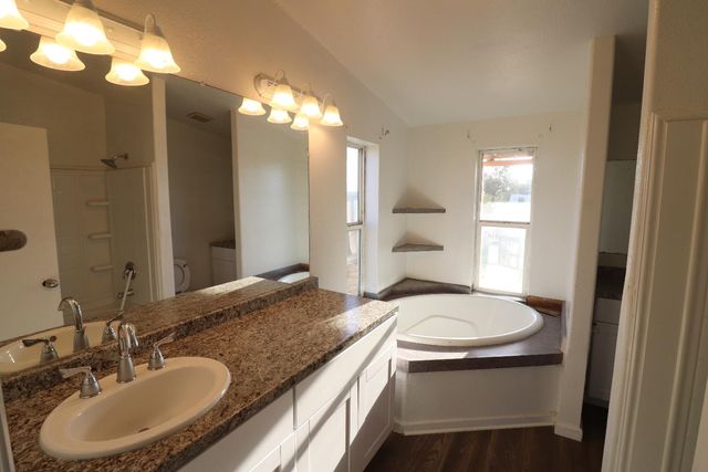 7337 W Mount Whitney Avenue, Riverdale, CA 93656