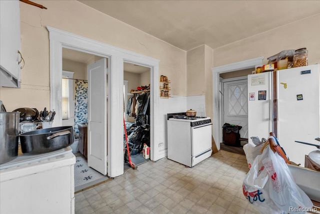 3320 14th Street, Detroit, MI 48208