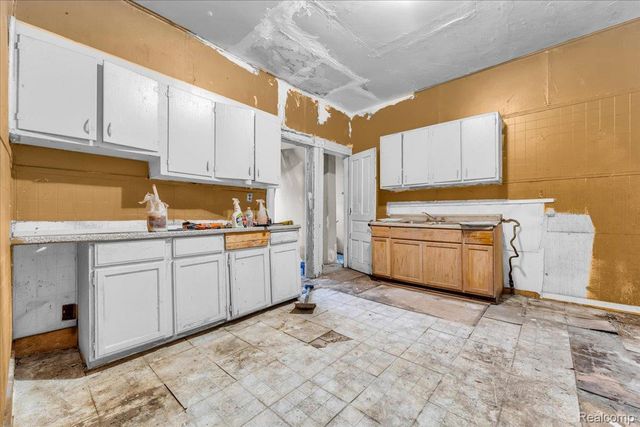 3320 14th Street, Detroit, MI 48208