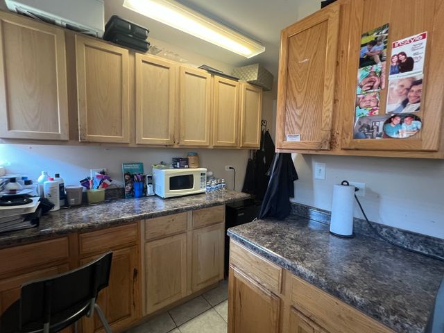 10016 S Roberts Road 1-South, Palos Hills, IL 60465
