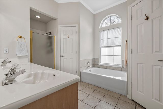 1421 Meadow Mountain Drive, Waco, TX 76712