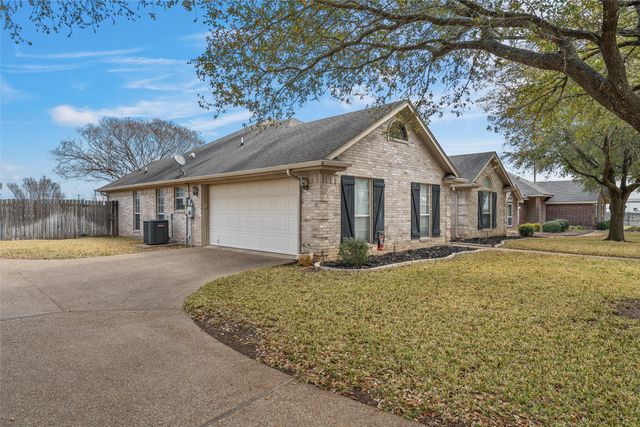1421 Meadow Mountain Drive, Waco, TX 76712