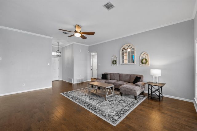 1421 Meadow Mountain Drive, Waco, TX 76712