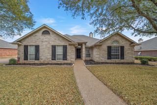 1421 Meadow Mountain Drive, Waco, TX 76712