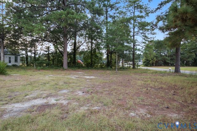 2617 Courtland Rd, Prince George, VA 23805