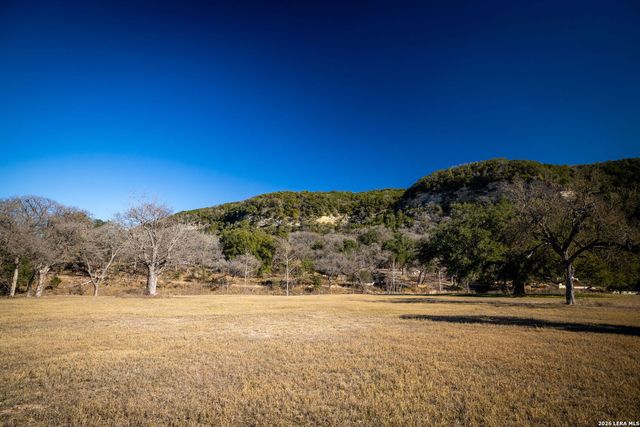 837 Bingham, New Braunfels, TX 78132