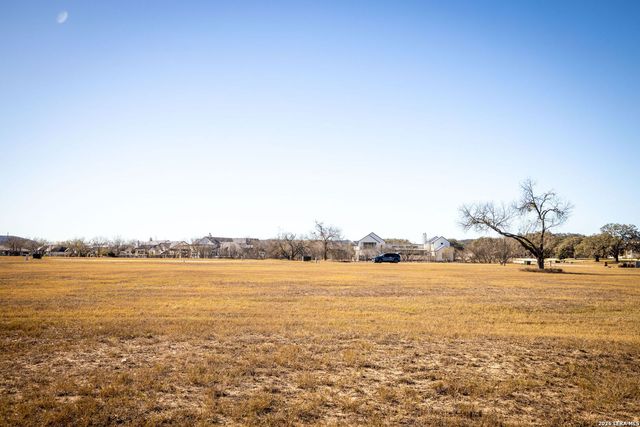 837 Bingham, New Braunfels, TX 78132