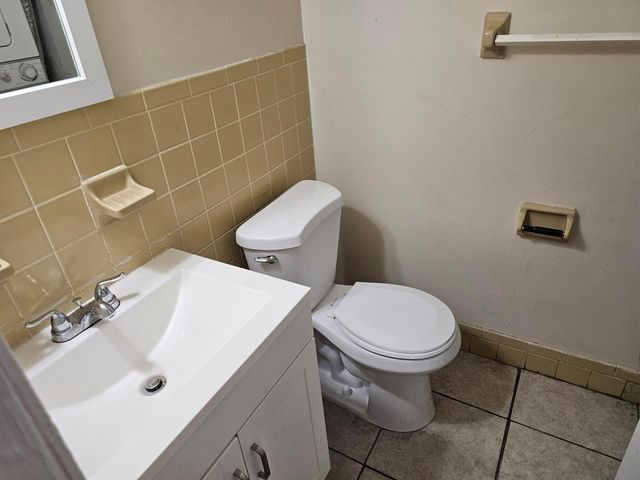 2556 NW 52nd Avenue D19, Lauderhill, FL 33313