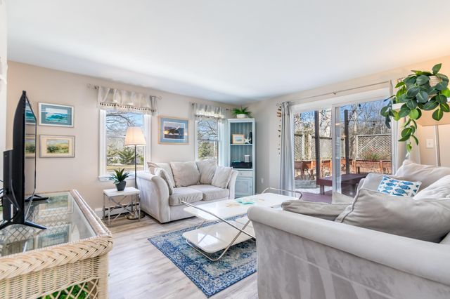 25 Oakwood Road, Eastham, MA 02642