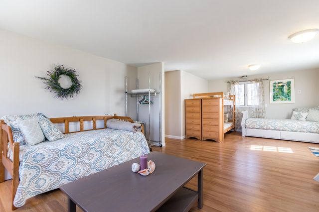 25 Oakwood Road, Eastham, MA 02642