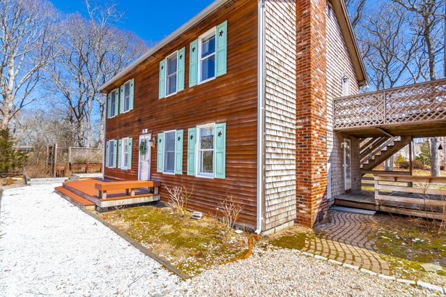 25 Oakwood Road, Eastham, MA 02642