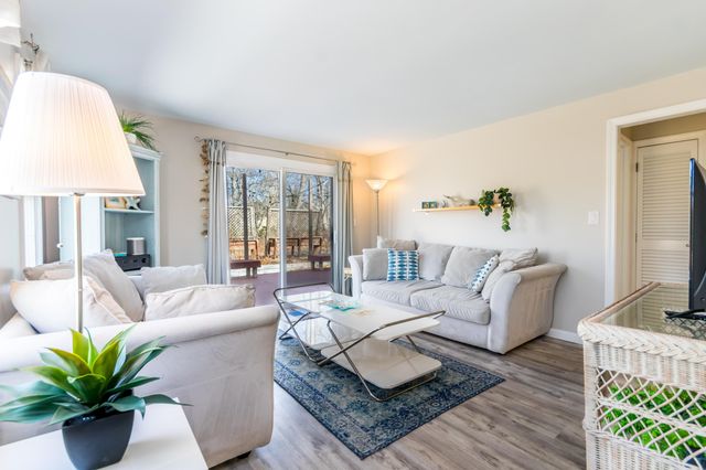 25 Oakwood Road, Eastham, MA 02642