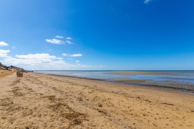 25 Oakwood Road, Eastham, MA 02642