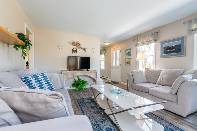 25 Oakwood Road, Eastham, MA 02642