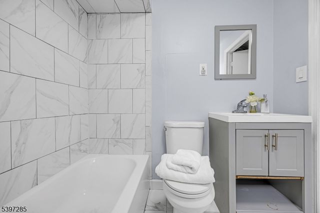 1088 Grove St, Irvington Twp., NJ 07111