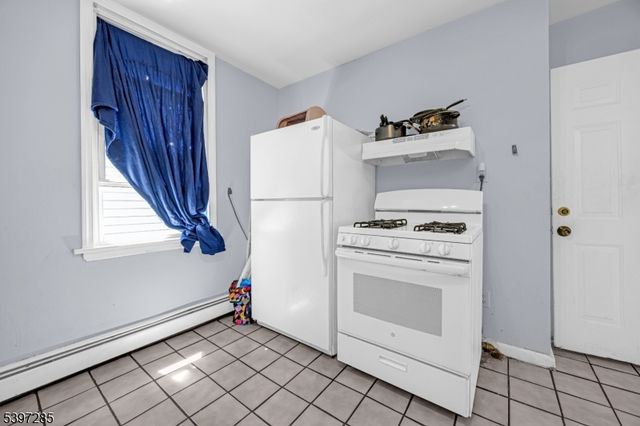 1088 Grove St, Irvington Twp., NJ 07111