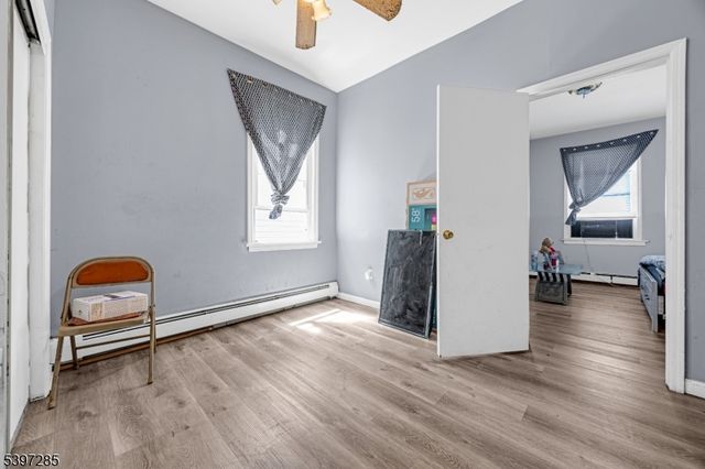 1088 Grove St, Irvington Twp., NJ 07111