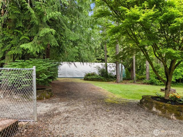 23978 Stottlemeyer Road NE, Poulsbo, WA 98370