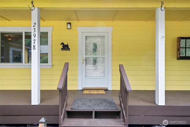 23978 Stottlemeyer Road NE, Poulsbo, WA 98370