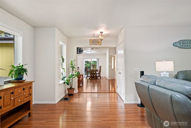 23978 Stottlemeyer Road NE, Poulsbo, WA 98370