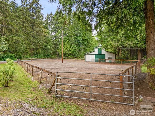 23978 Stottlemeyer Road NE, Poulsbo, WA 98370