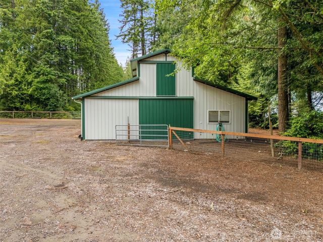 23978 Stottlemeyer Road NE, Poulsbo, WA 98370