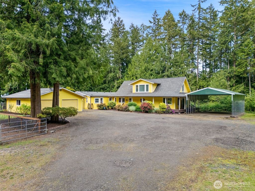 23978 Stottlemeyer Road NE, Poulsbo, WA 98370