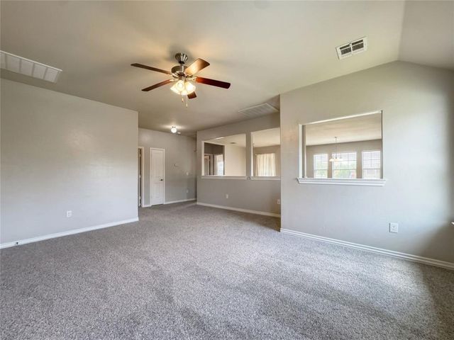 11016 SW 39th Court, Mustang, OK 73064