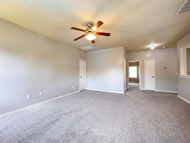 11016 SW 39th Court, Mustang, OK 73064