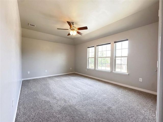11016 SW 39th Court, Mustang, OK 73064